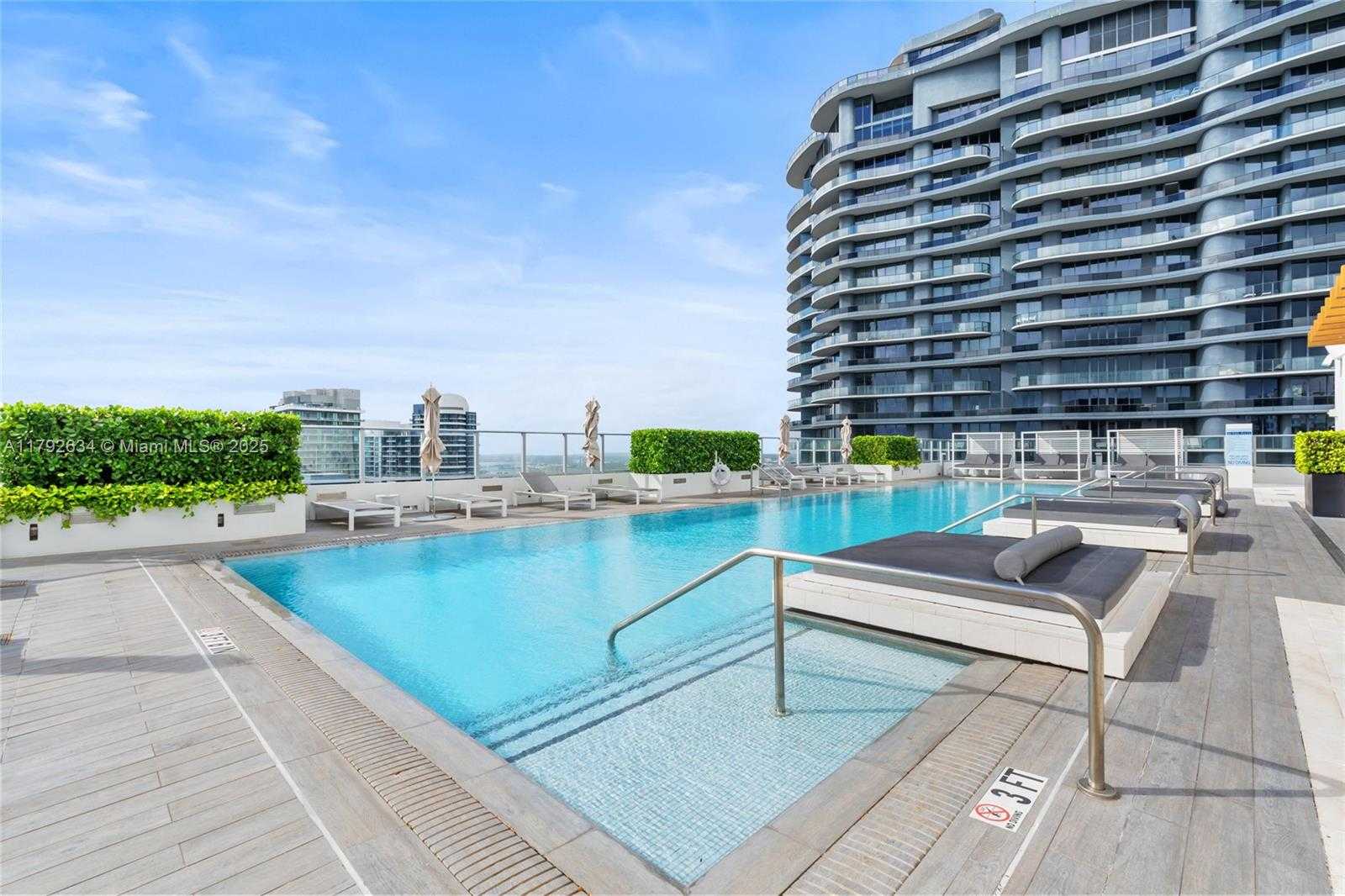 Small Image of 1010 BRICKELL AVE #4401, Miami Number 31