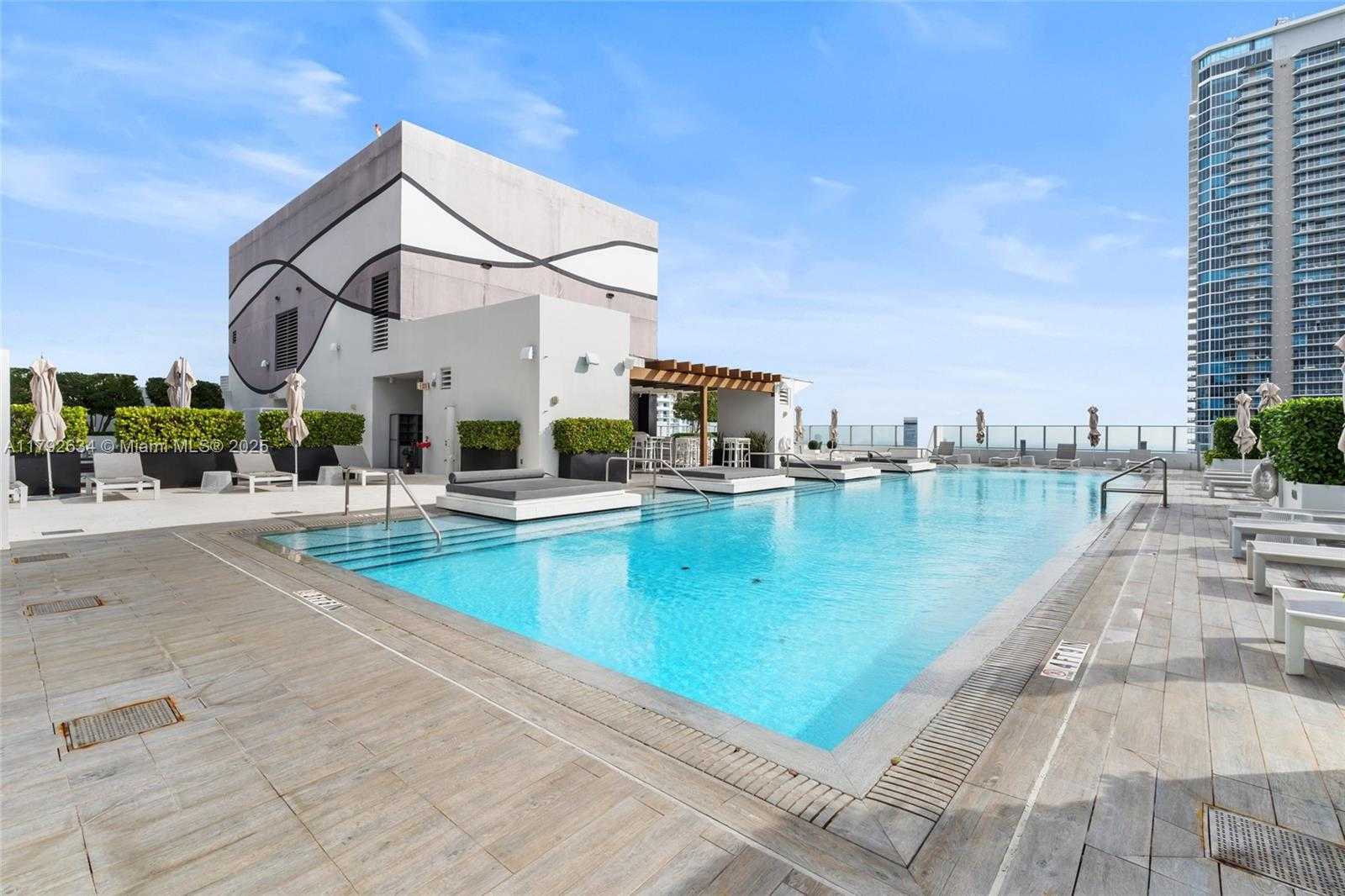 Small Image of 1010 BRICKELL AVE #4401, Miami Number 32