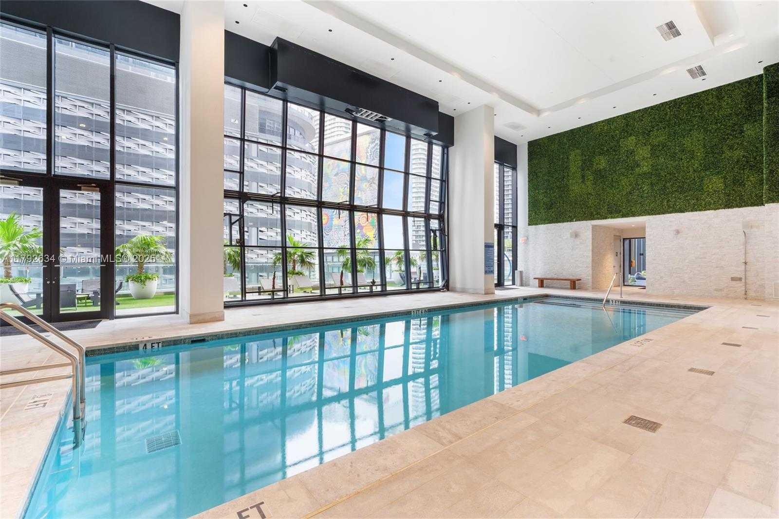 Small Image of 1010 BRICKELL AVE #4401, Miami Number 37