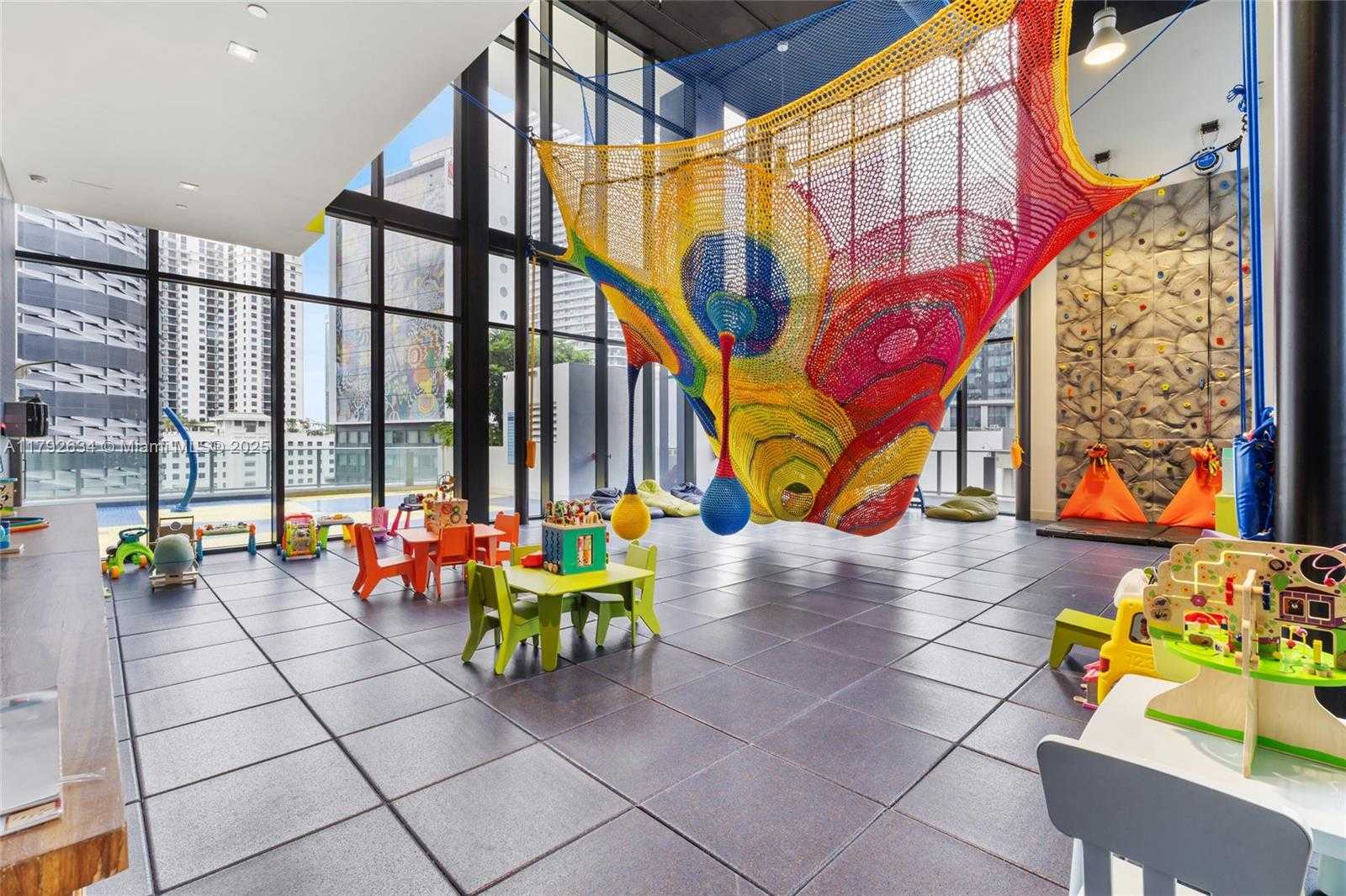 Small Image of 1010 BRICKELL AVE #4401, Miami Number 43