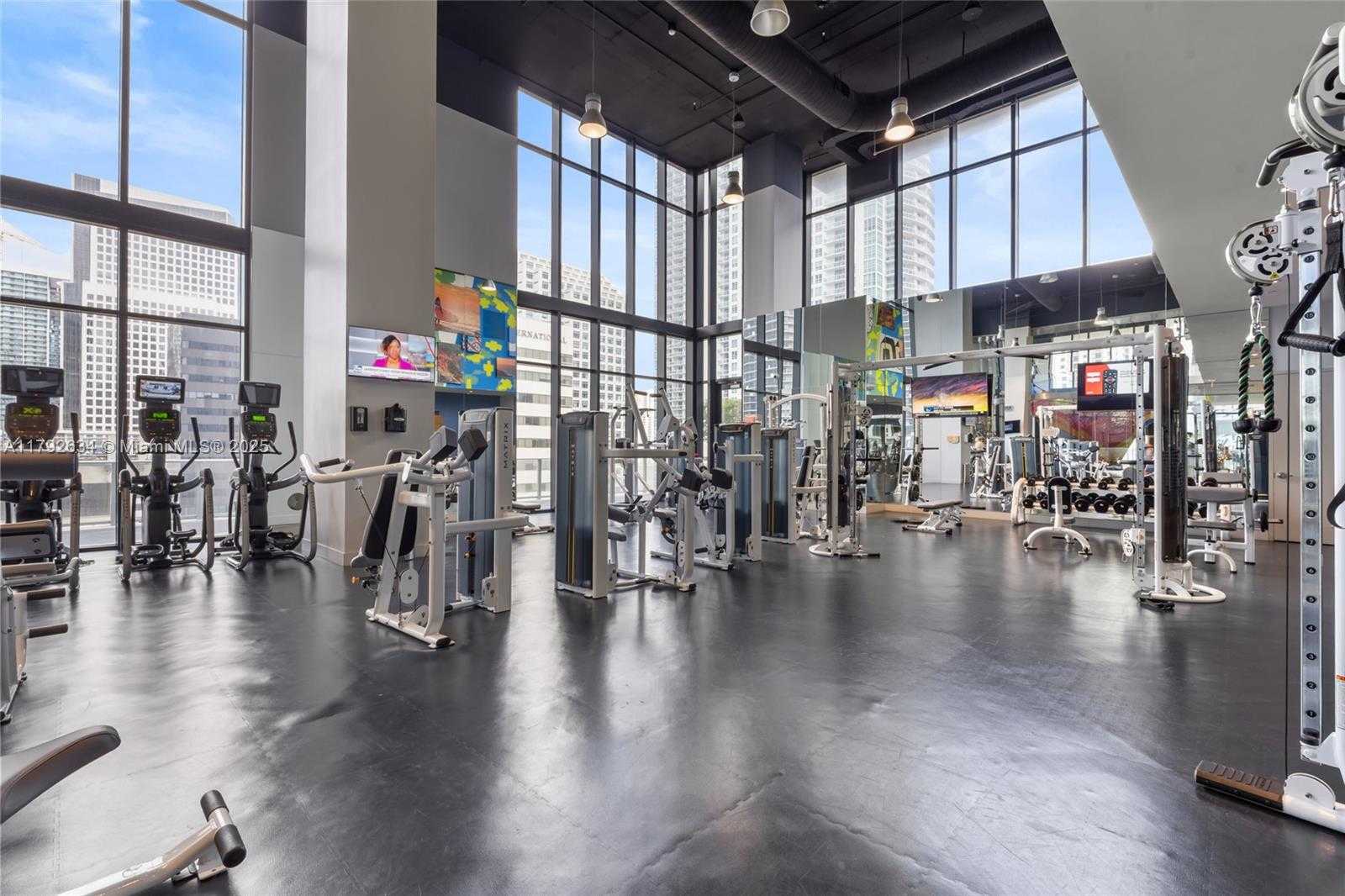 Small Image of 1010 BRICKELL AVE #4401, Miami Number 44