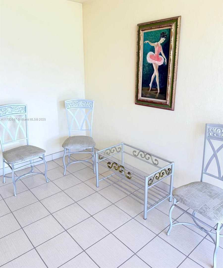 Small Image of 2930 POINT EAST DR #E403, Aventura Number 26