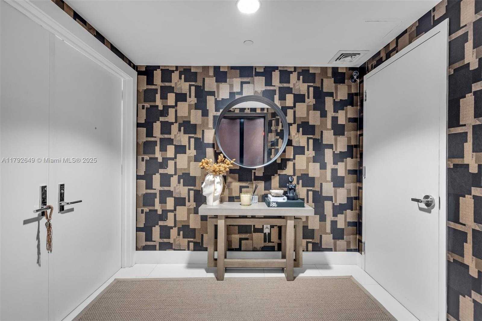 Small Image of 900 BISCAYNE BLVD #5208, Miami Number 12