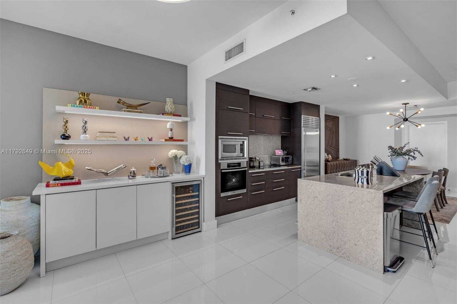 Small Image of 900 BISCAYNE BLVD #5208, Miami Number 19