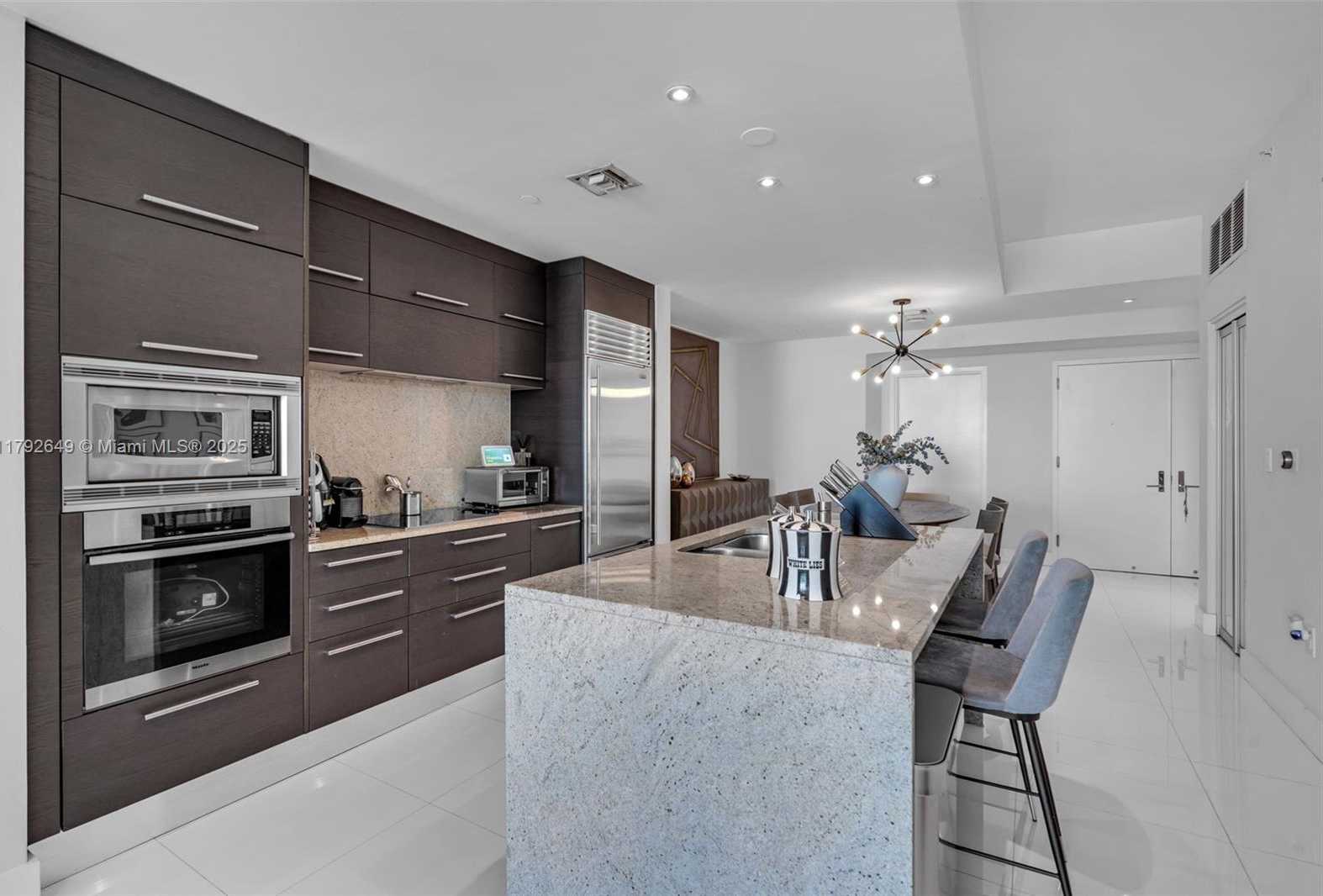 Small Image of 900 BISCAYNE BLVD #5208, Miami Number 20