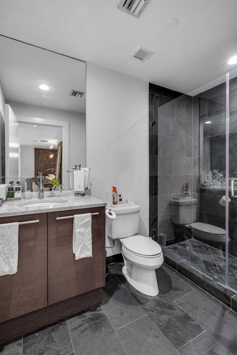 Small Image of 900 BISCAYNE BLVD #5208, Miami Number 27