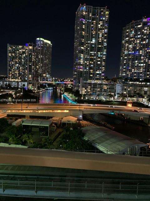 Small Image of 31 SOUTH EAST 5TH ST #1109, Miami Number 23