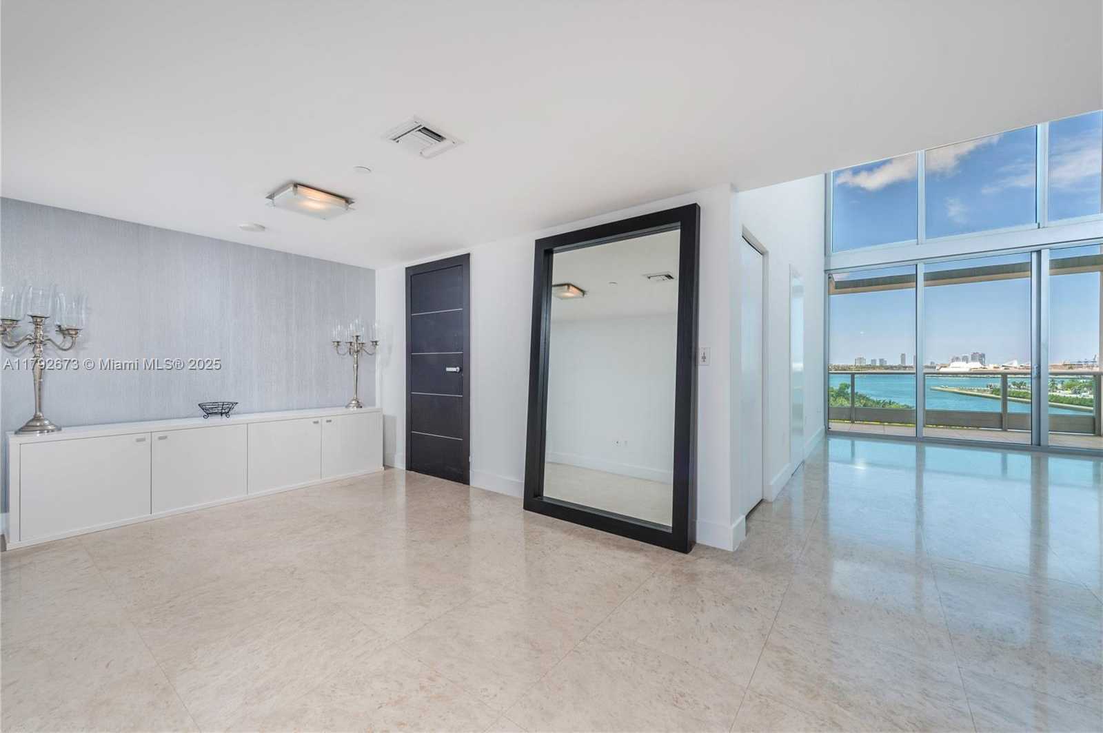 Small Image of 900 BISCAYNE BLVD #707, Miami Number 10
