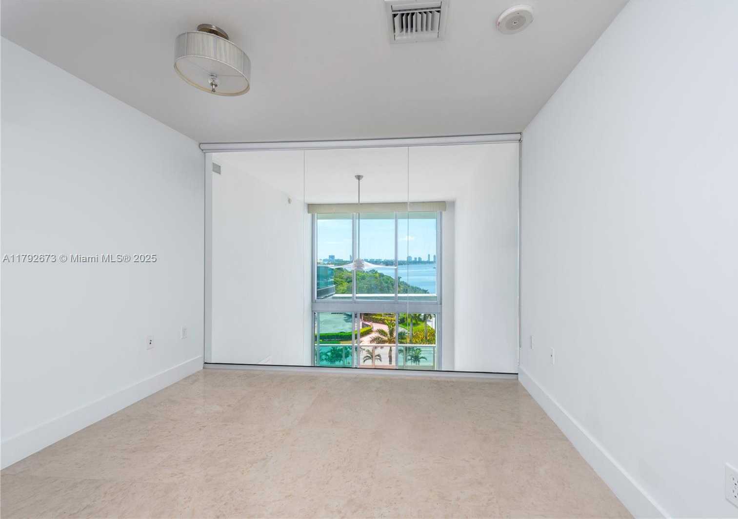 Small Image of 900 BISCAYNE BLVD #707, Miami Number 15