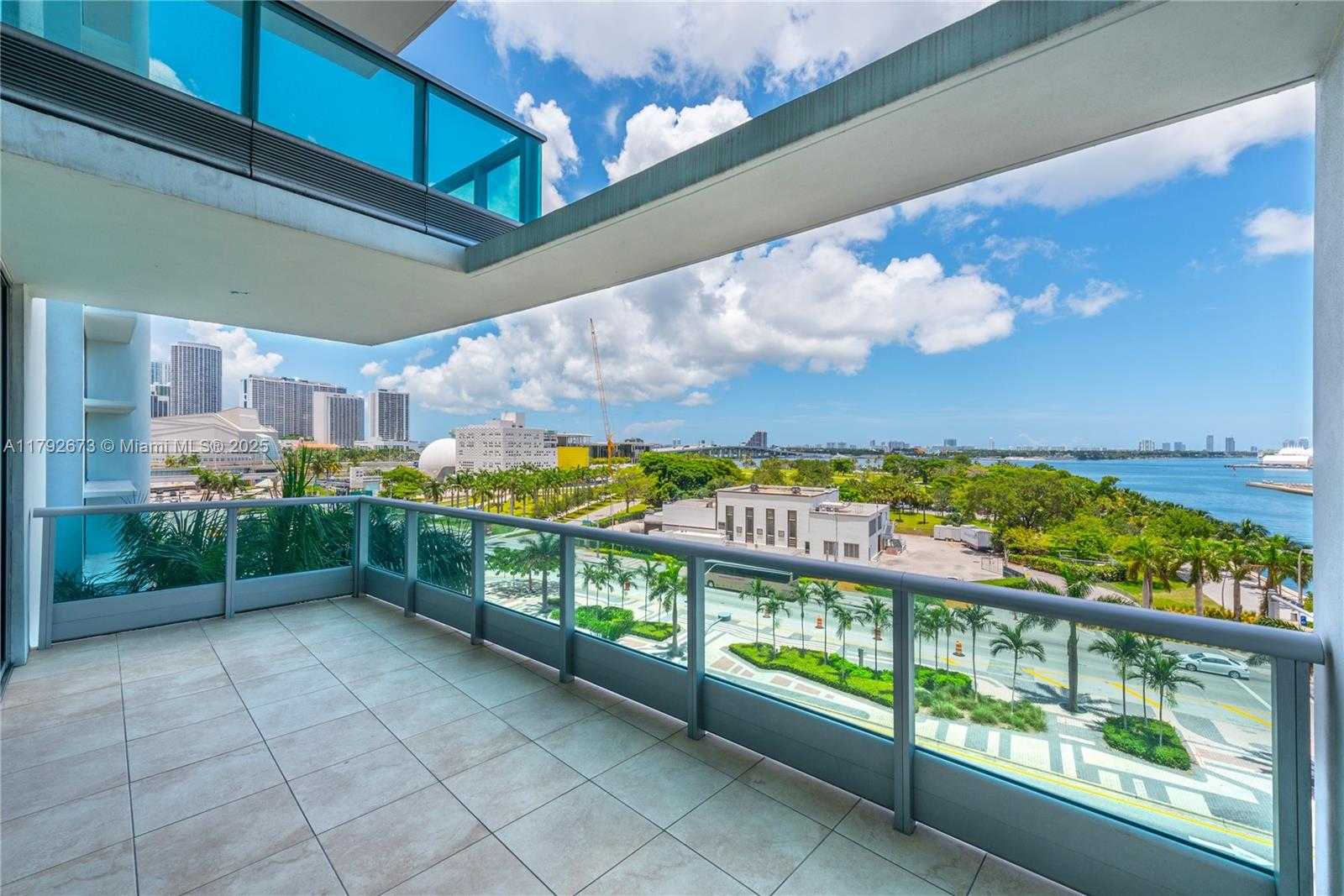 Small Image of 900 BISCAYNE BLVD #707, Miami Number 5