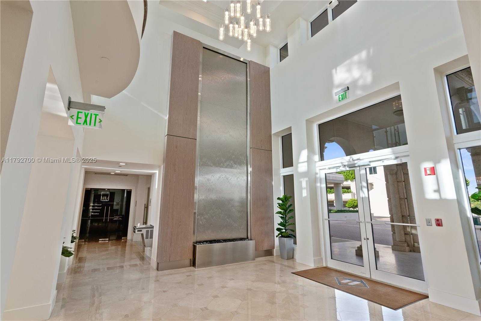 Small Image of 4779 COLLINS AVE #1908, Miami Beach Number 18