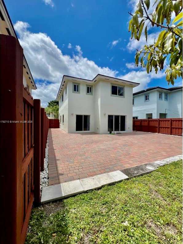 Small Image of 3141 NORTH EAST 3RD DR, Homestead Number 16