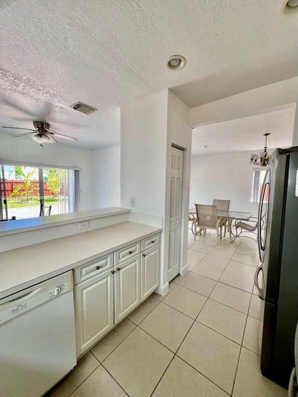 Small Image of 3141 NORTH EAST 3RD DR, Homestead Number 4