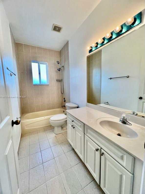 Small Image of 3141 NORTH EAST 3RD DR, Homestead Number 7
