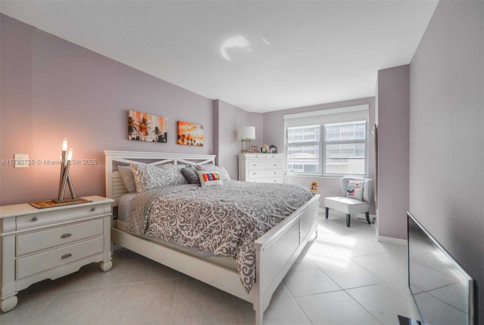 Small Image of 1980 SOUTH OCEAN DR #3E, Hallandale Beach Number 12