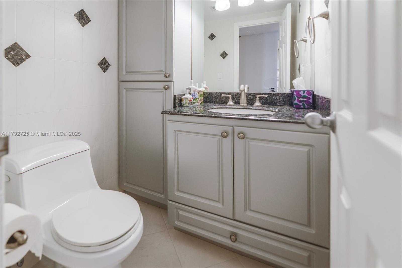 Small Image of 1980 SOUTH OCEAN DR #3E, Hallandale Beach Number 6