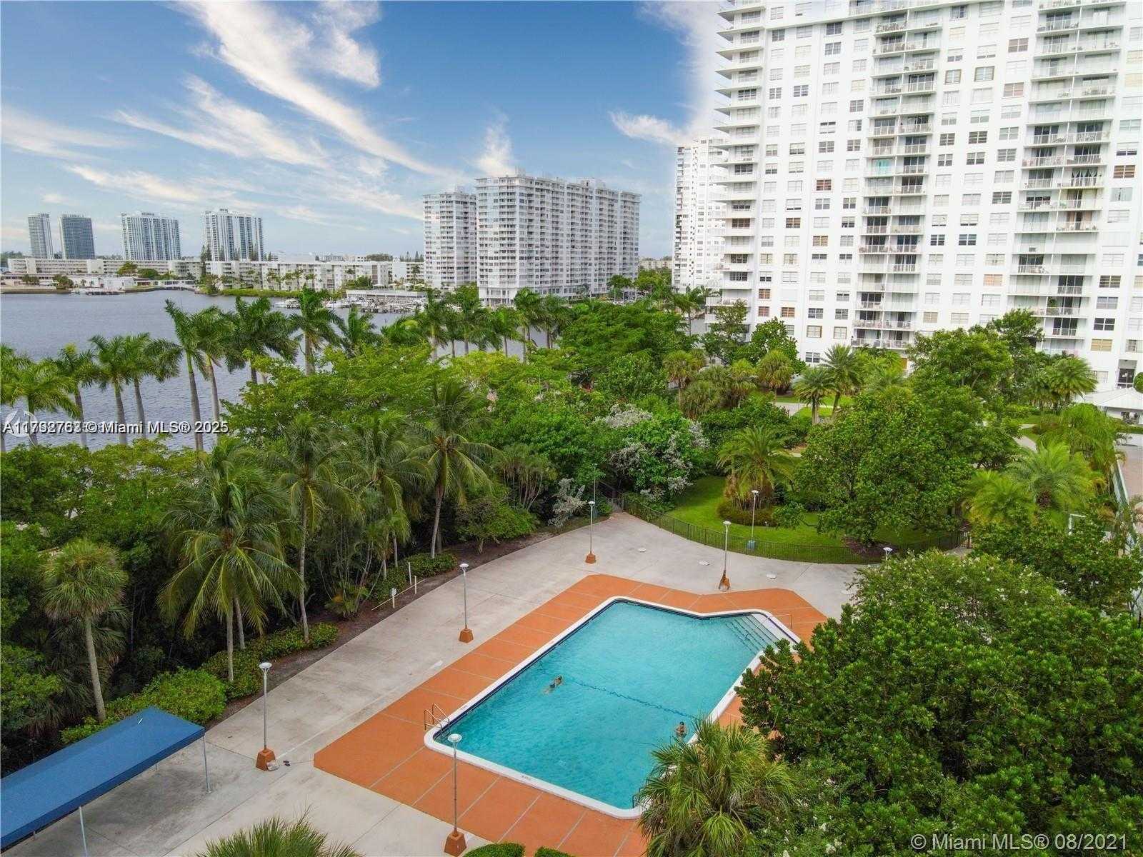 Small Image of 2801 NORTH EAST 183RD ST #1606W, Aventura Number 13