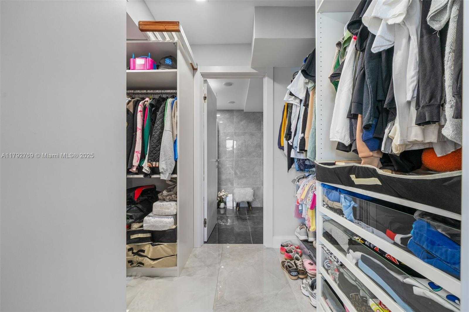 Small Image of 3530 MYSTIC POINTE DR #411, Aventura Number 23