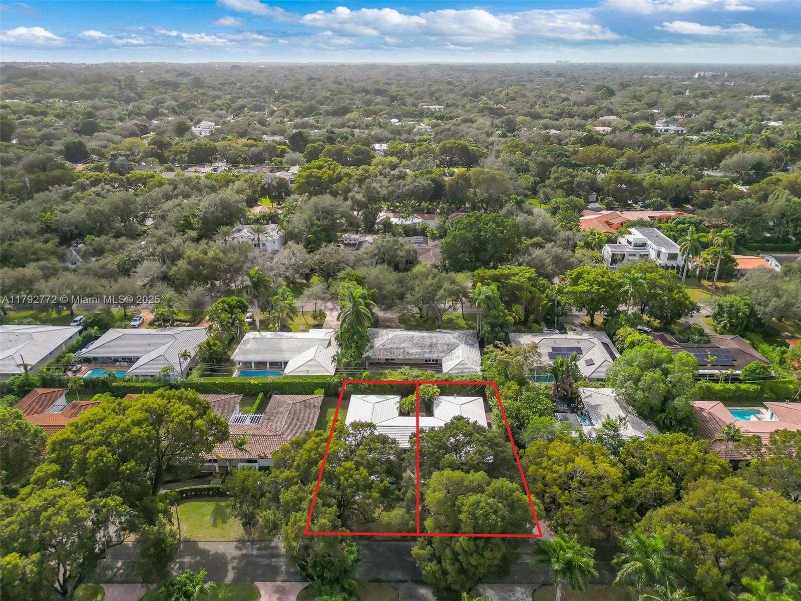 Small Image of 1130 COTORRO AVE #1130, Coral Gables Number 3
