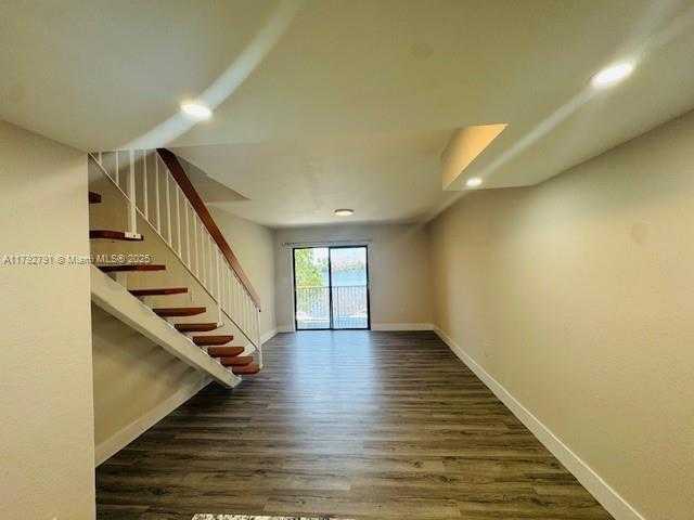 Small Image of 5650 WEST 26TH CT #206, Hialeah Number 12