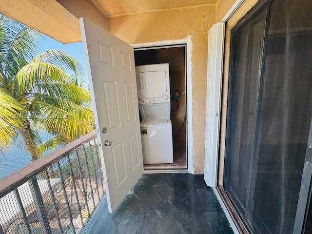 Small Image of 5650 WEST 26TH CT #206, Hialeah Number 15