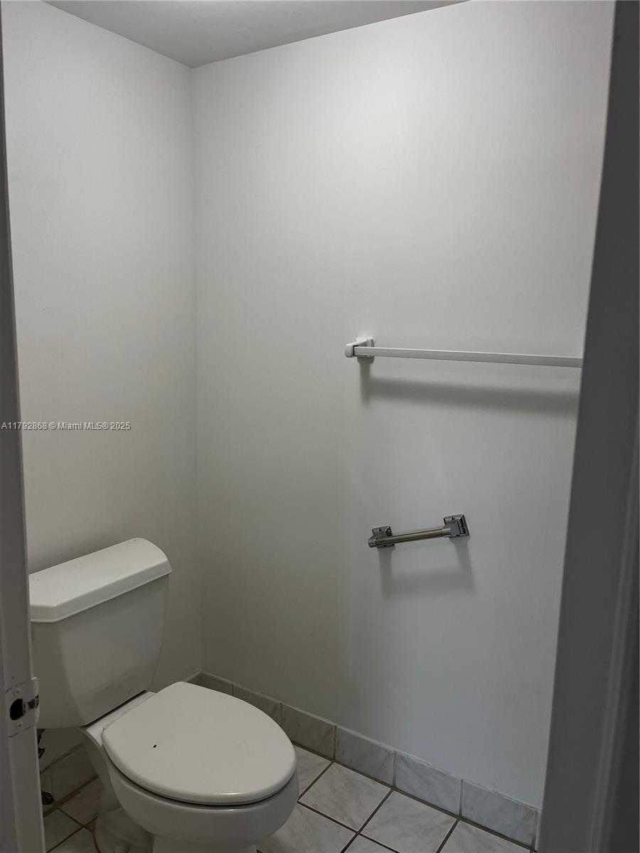 Small Image of 9004 SOUTH WEST 137TH ST #8-5, Miami Number 16
