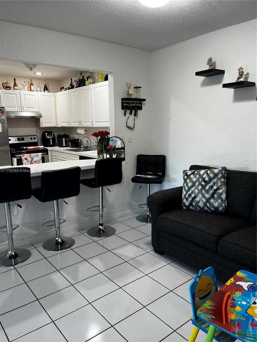 Small Image of 9004 SOUTH WEST 137TH ST #8-5, Miami Number 3
