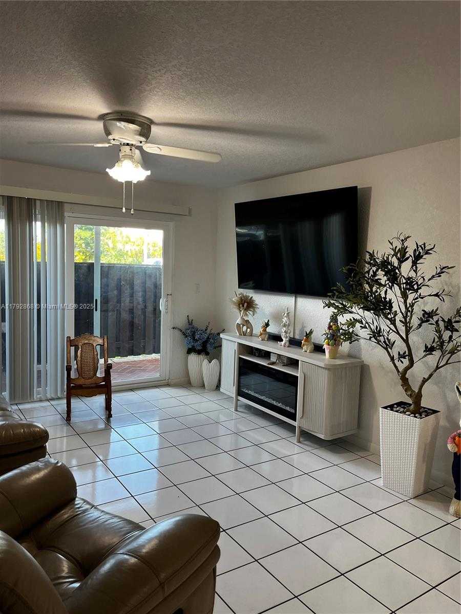 Small Image of 9004 SOUTH WEST 137TH ST #8-5, Miami Number 4