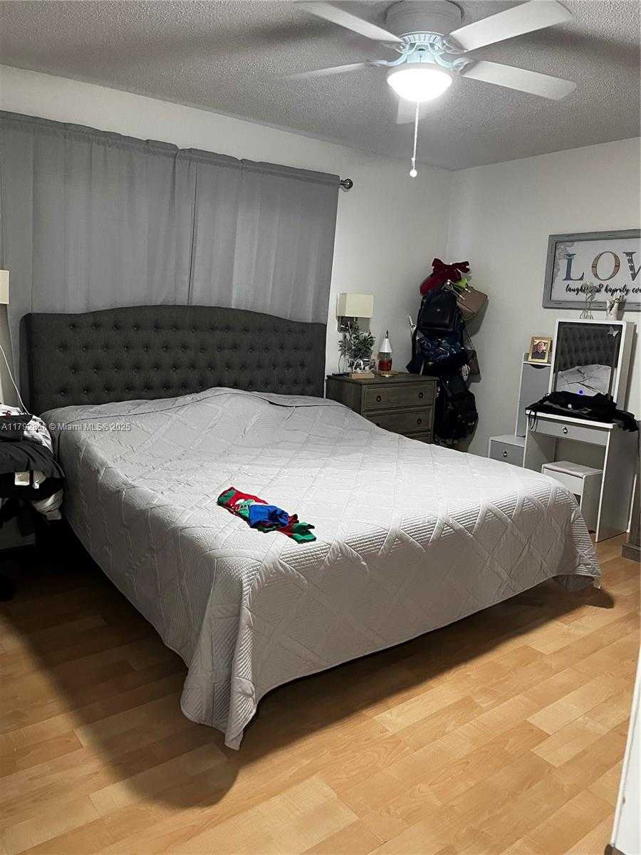 Small Image of 9004 SOUTH WEST 137TH ST #8-5, Miami Number 7