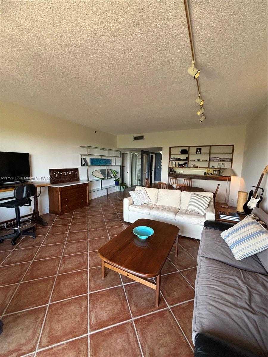Small Image of 201 CRANDON BLVD #304, Key Biscayne Number 11