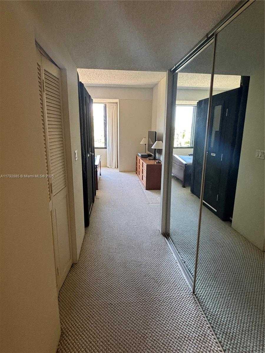 Small Image of 201 CRANDON BLVD #304, Key Biscayne Number 17