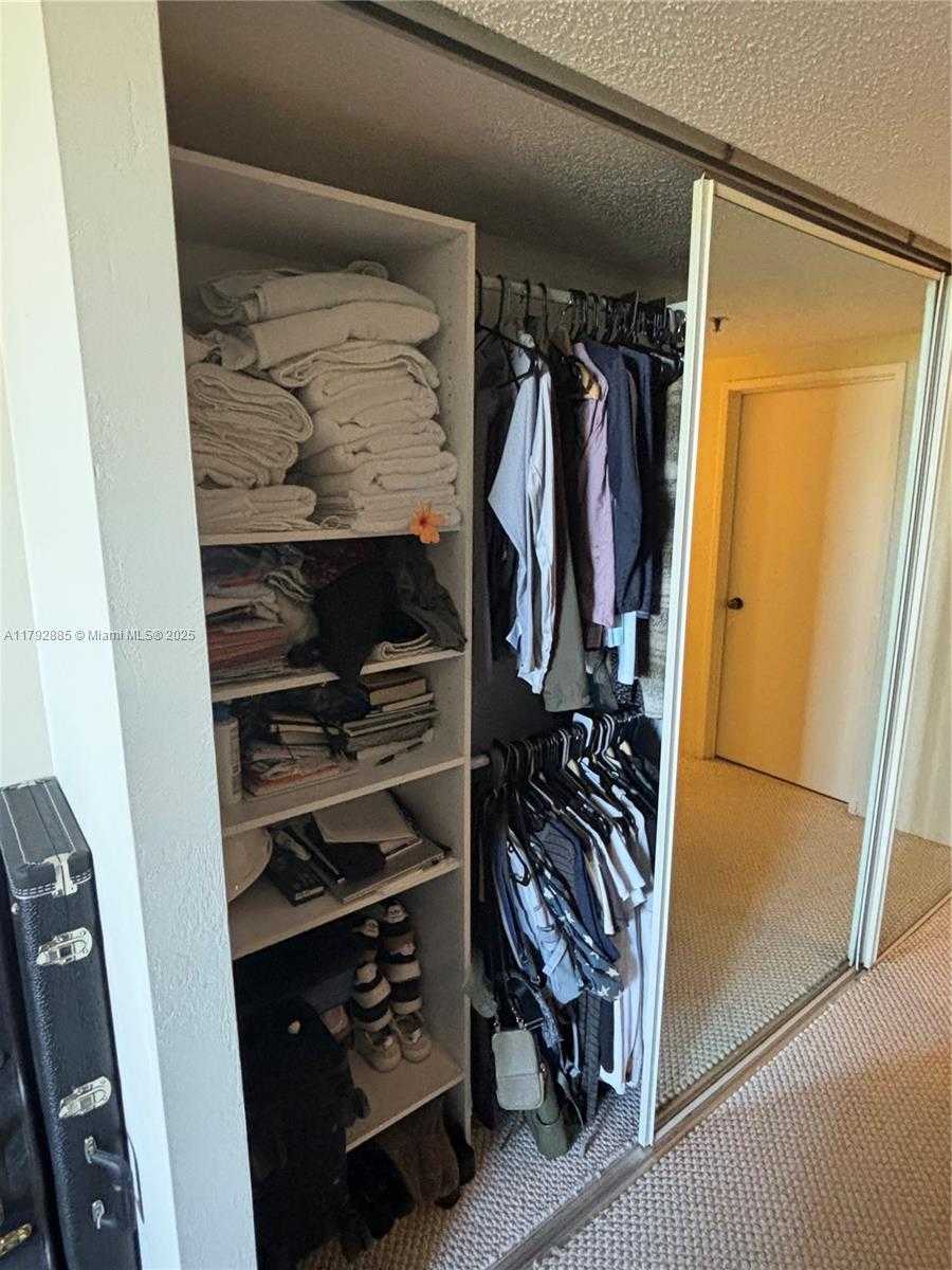 Small Image of 201 CRANDON BLVD #304, Key Biscayne Number 19