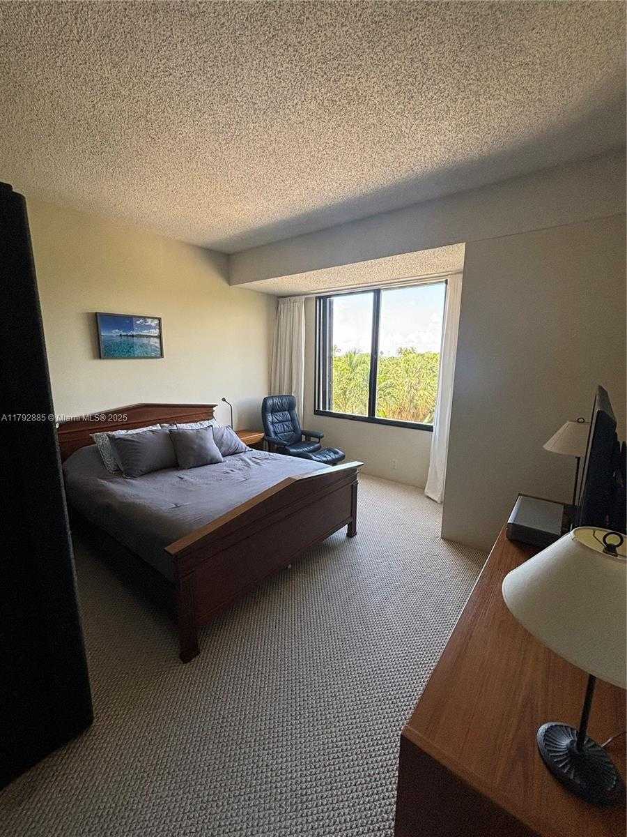 Small Image of 201 CRANDON BLVD #304, Key Biscayne Number 21