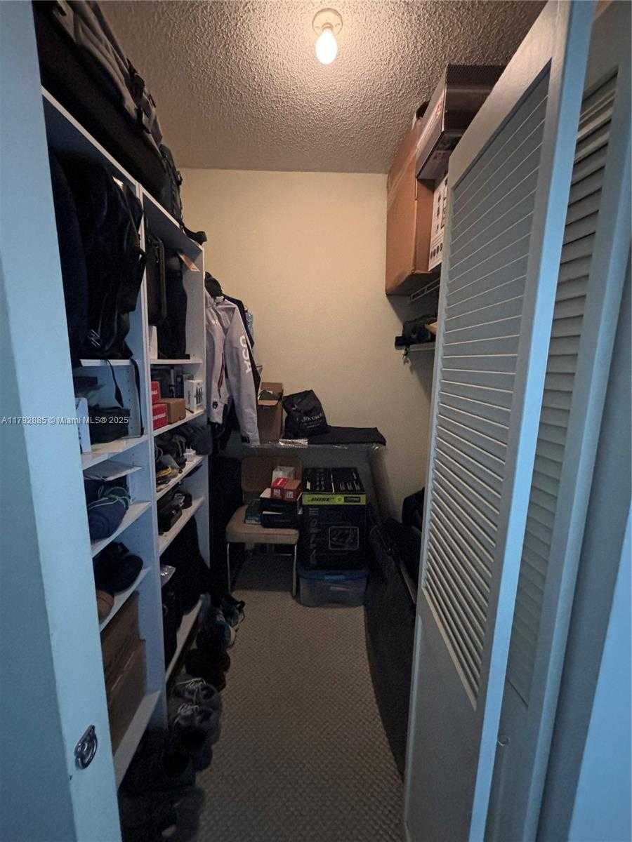 Small Image of 201 CRANDON BLVD #304, Key Biscayne Number 24