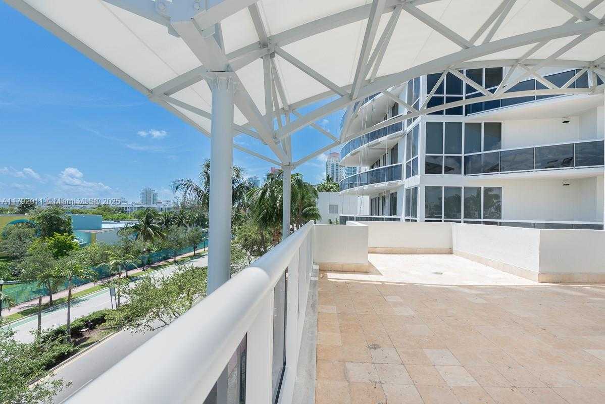 Small Image of 400 ALTON RD #TH-1A, Miami Beach Number 25