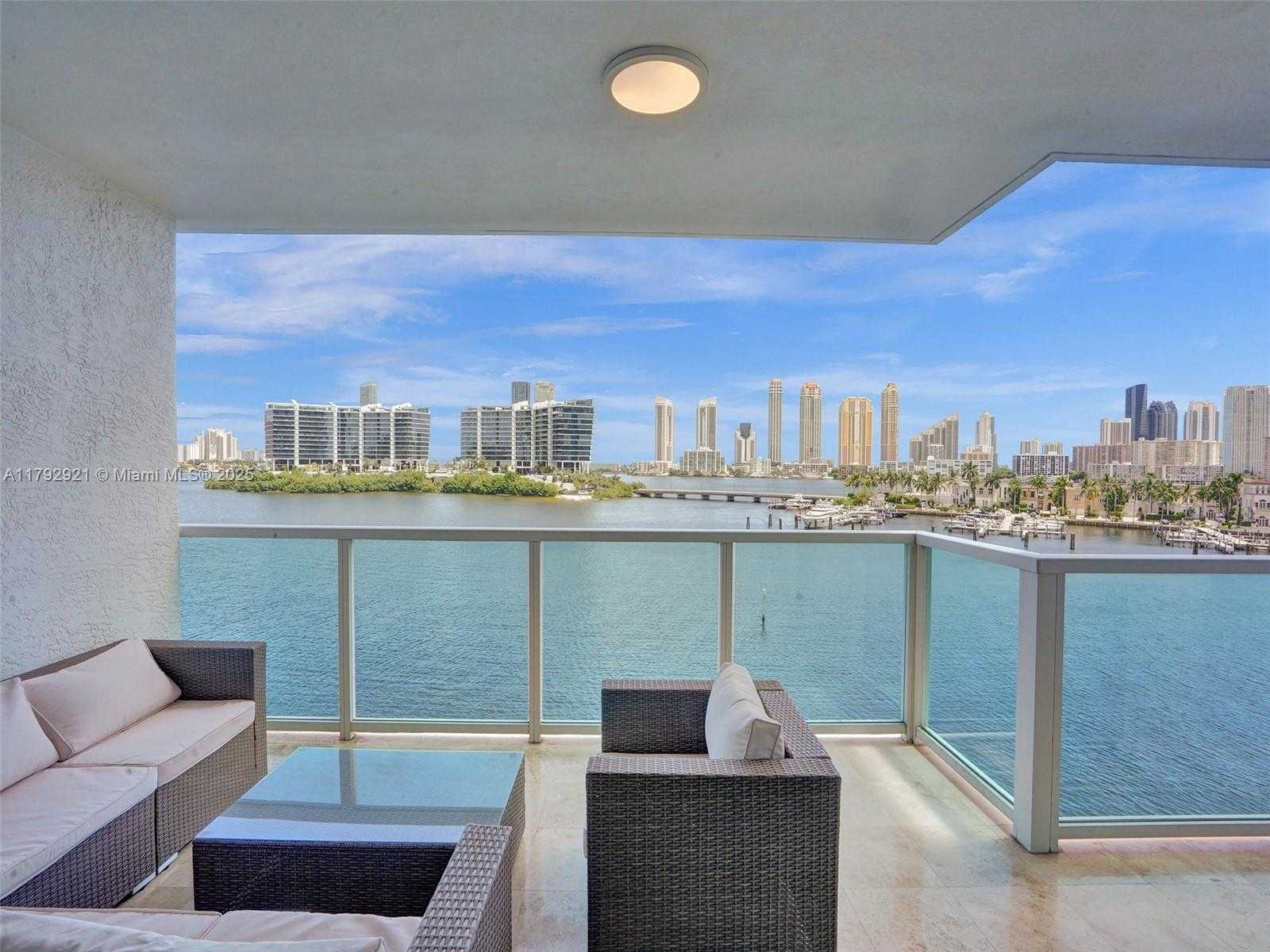 Small Image of 3201 NORTH EAST 183RD ST #608, Aventura Number 2