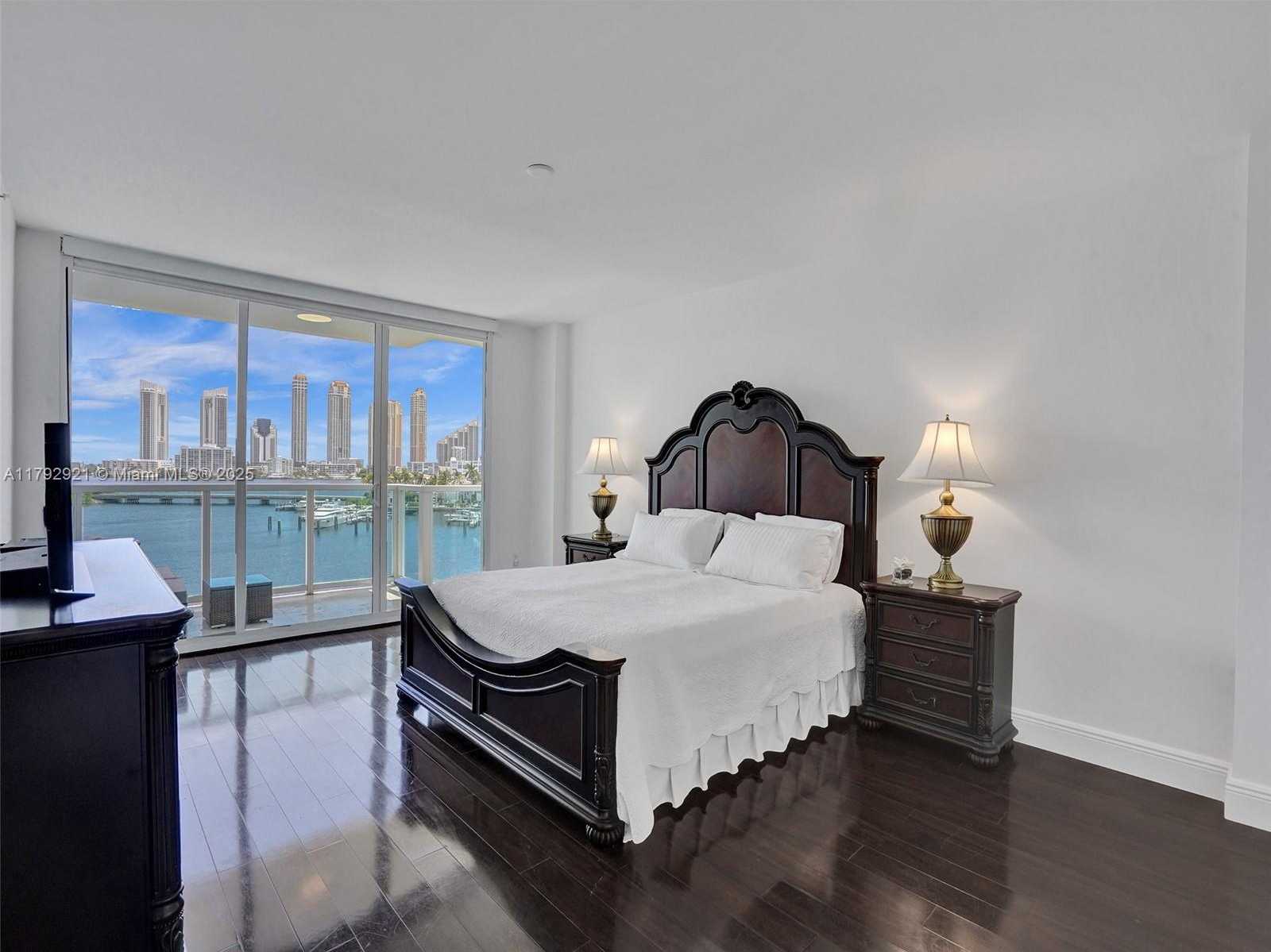 Small Image of 3201 NORTH EAST 183RD ST #608, Aventura Number 9