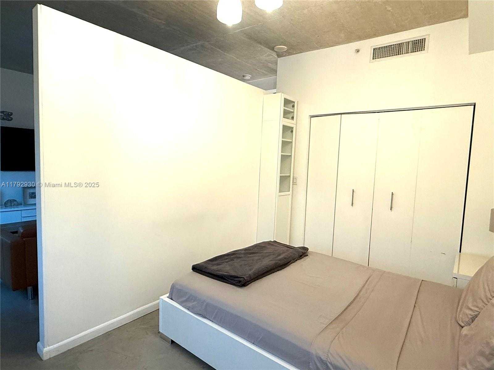 Small Image of 234 NORTH EAST 3RD ST #303, Miami Number 8