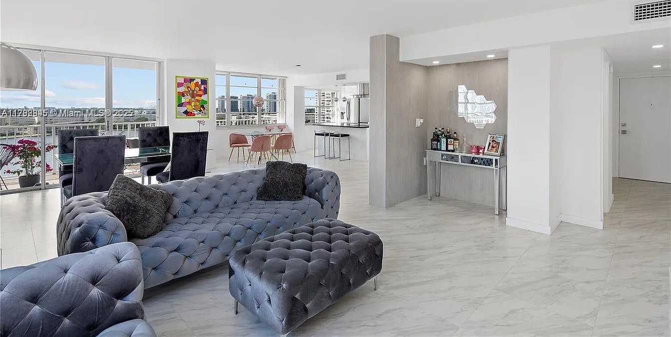 Small Image of 2801 NE 183rd St, Aventura, FL 33160, USA Number 7