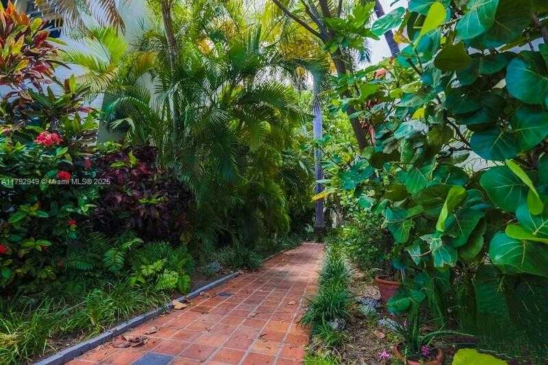 Small Image of 1550 JEFFERSON AVE #5, Miami Beach Number 17