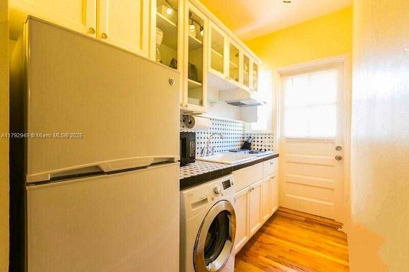 Small Image of 1550 JEFFERSON AVE #5, Miami Beach Number 6