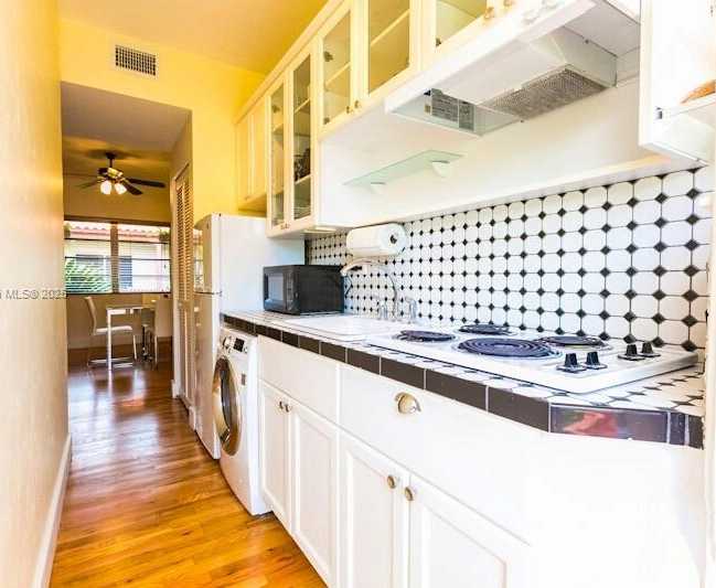 Small Image of 1550 JEFFERSON AVE #5, Miami Beach Number 7