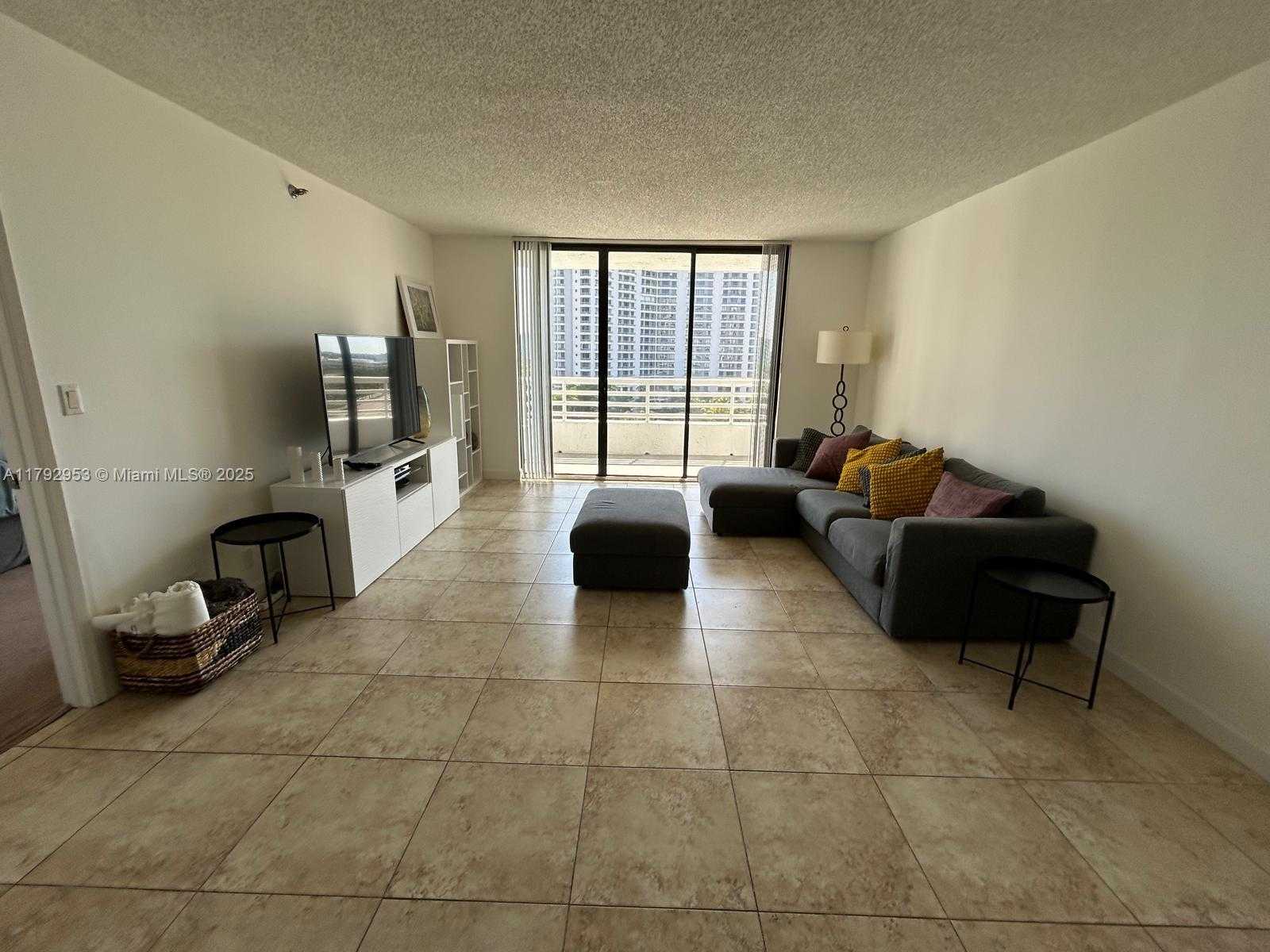 Small Image of 3300 NORTH EAST 192ND ST #1005, Aventura Number 12