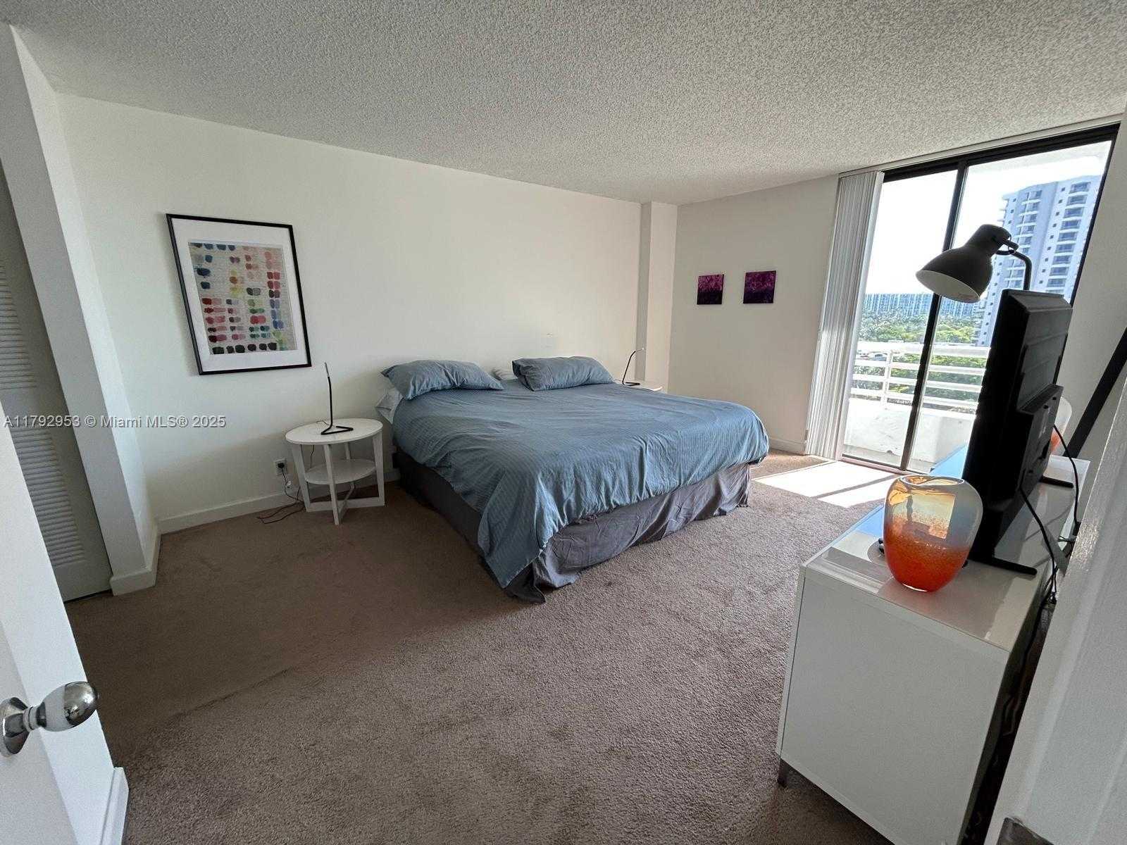 Small Image of 3300 NORTH EAST 192ND ST #1005, Aventura Number 14