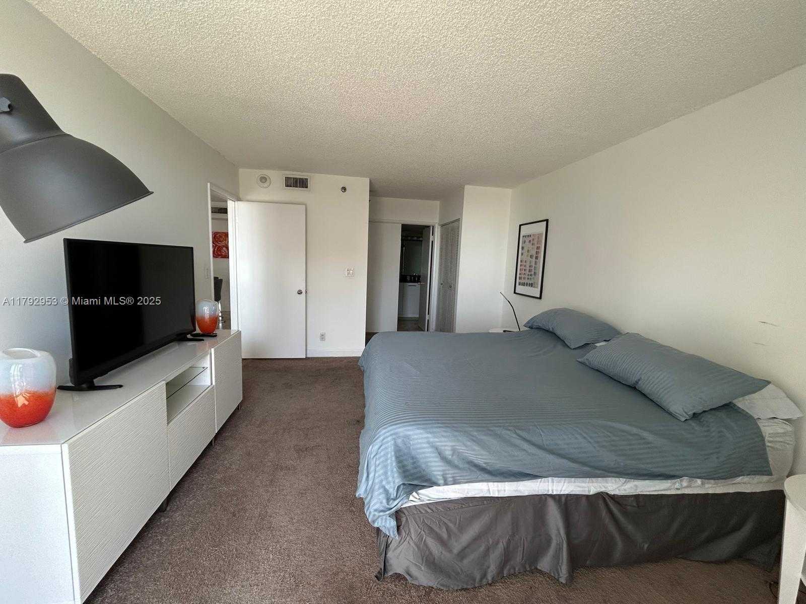Small Image of 3300 NORTH EAST 192ND ST #1005, Aventura Number 16