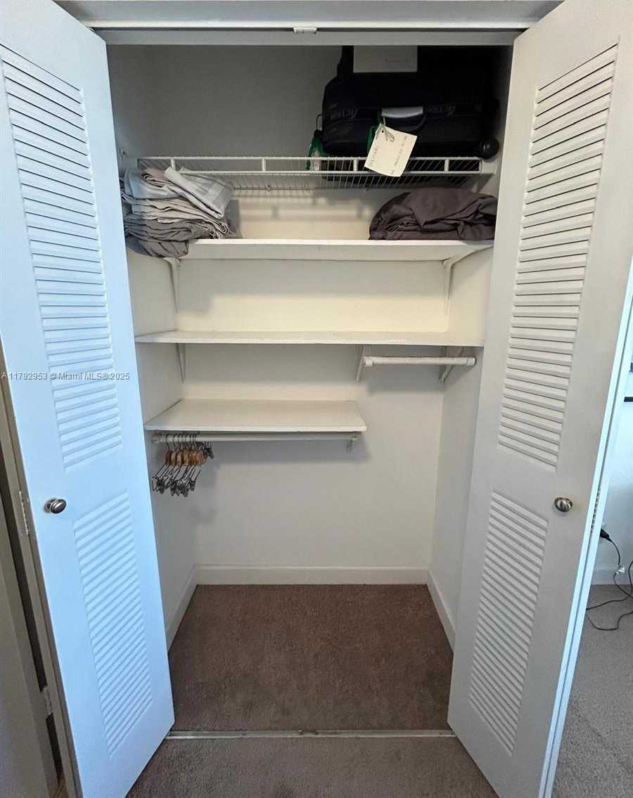 Small Image of 3300 NORTH EAST 192ND ST #1005, Aventura Number 21
