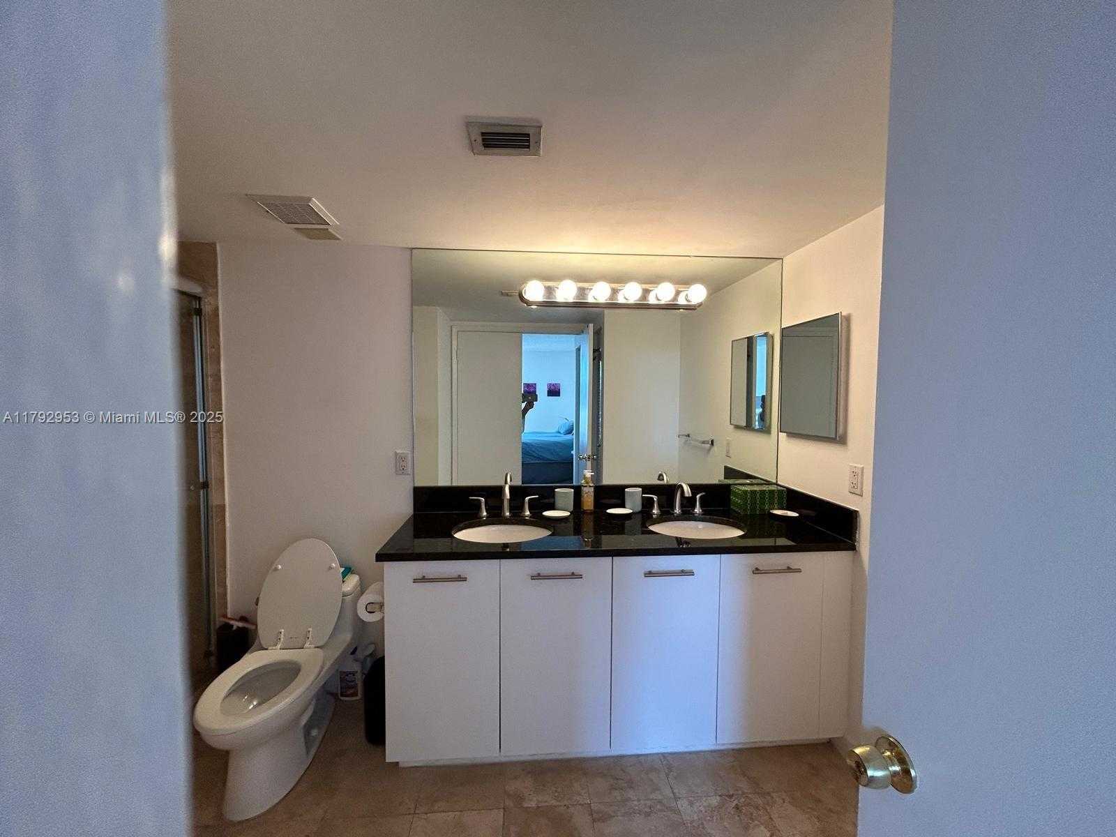 Small Image of 3300 NORTH EAST 192ND ST #1005, Aventura Number 22