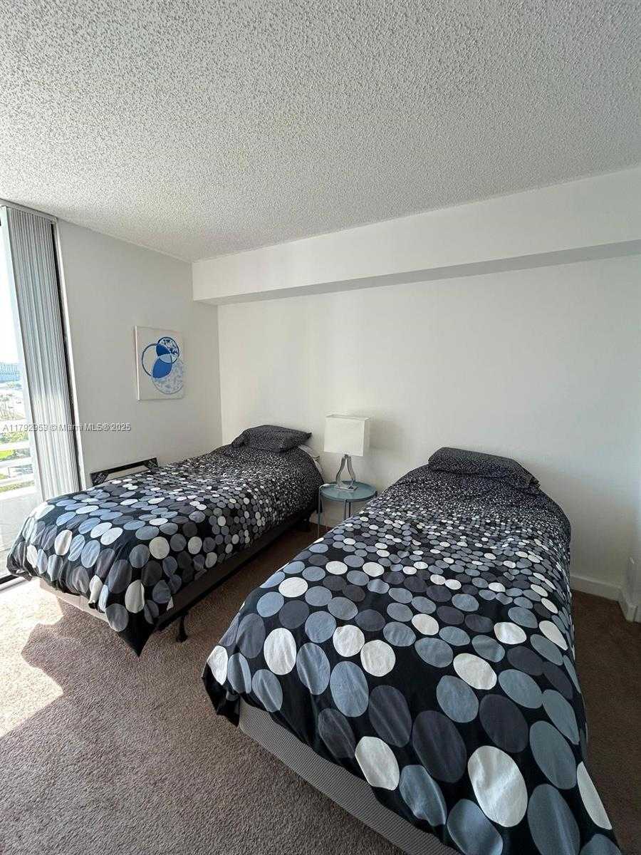 Small Image of 3300 NORTH EAST 192ND ST #1005, Aventura Number 31