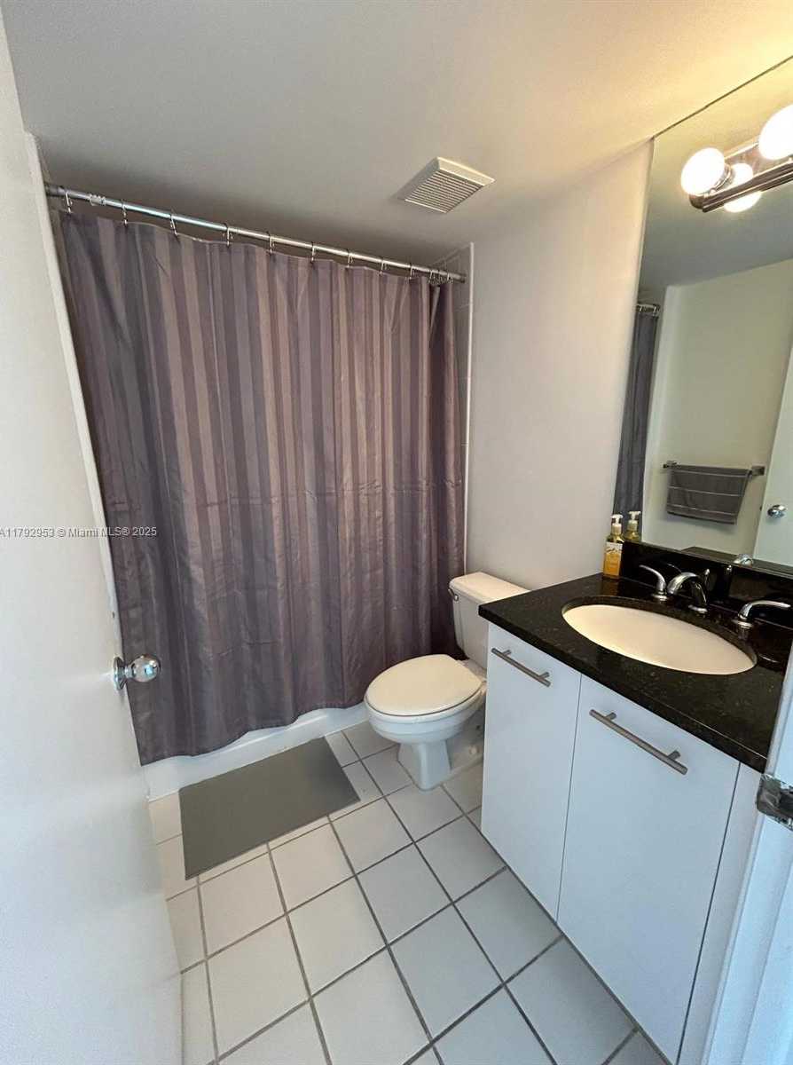 Small Image of 3300 NORTH EAST 192ND ST #1005, Aventura Number 33