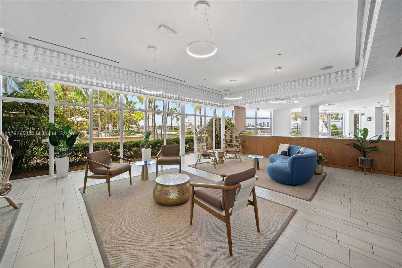 Small Image of 910 West Ave, Miami Beach, FL 33139, USA Number 33